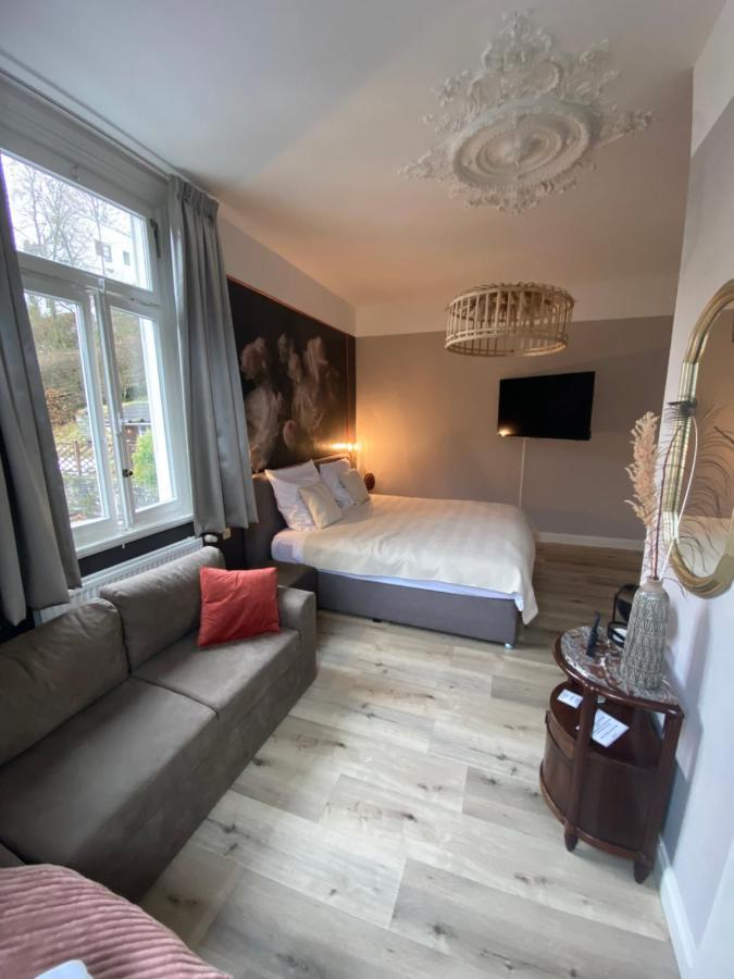 Burgau, C&h Bed & Breakfast