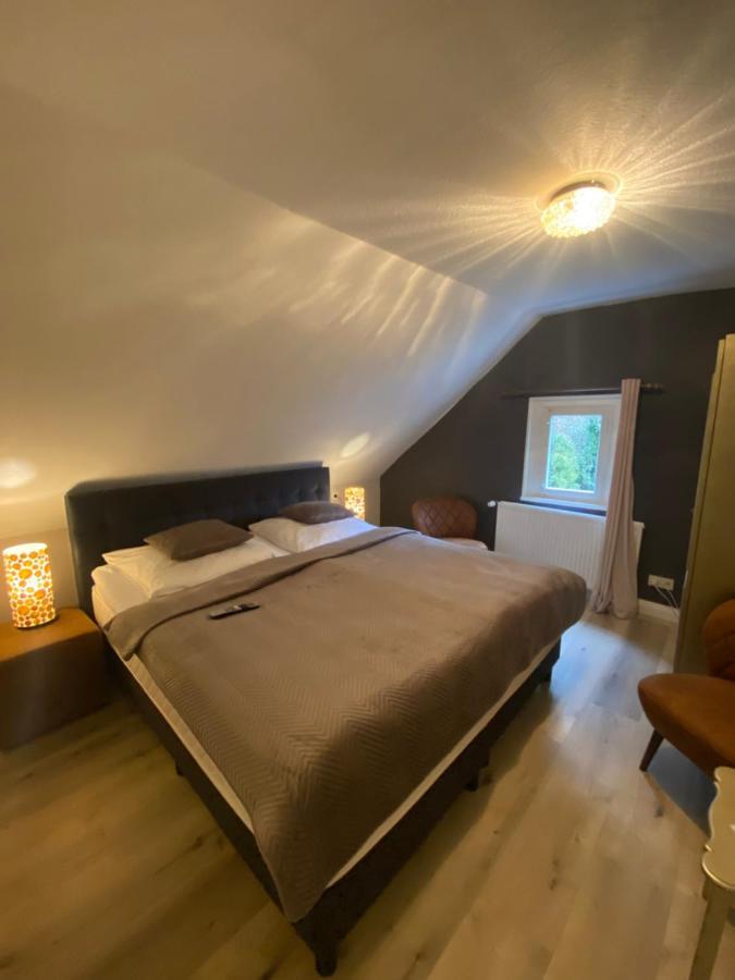 Burgau, C&h Bed & Breakfast
