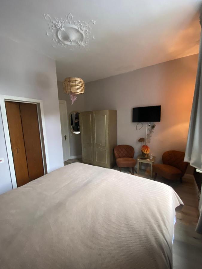 Bed & Breakfast Burgau, C&h Monschau