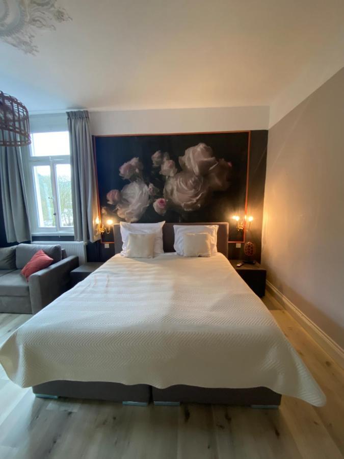Bed & Breakfast Burgau, C&h